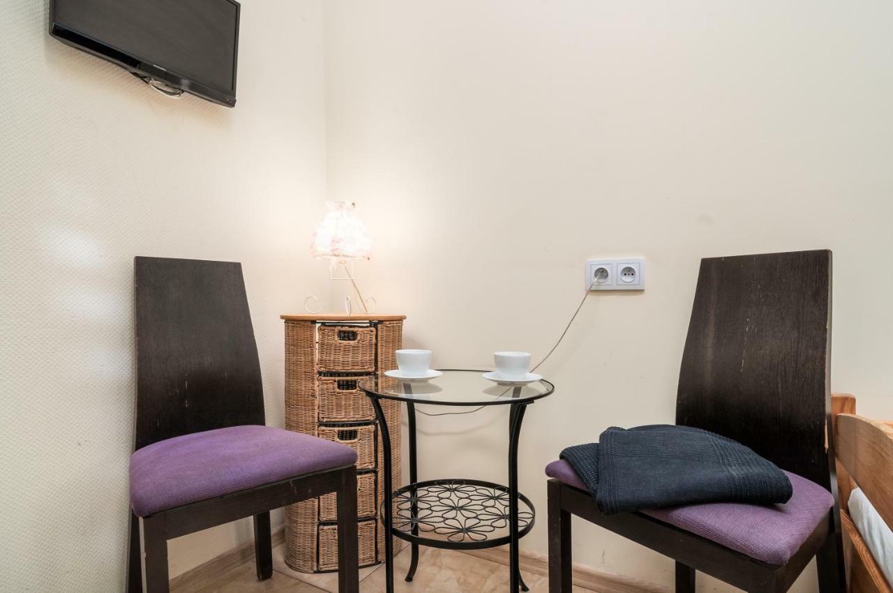 Puffa Hostel Lux Варшава Экстерьер фото