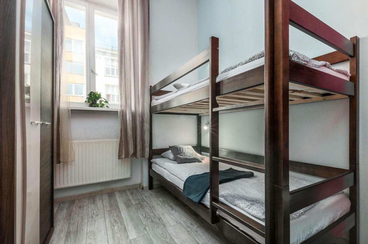 Puffa Hostel Lux Варшава Экстерьер фото